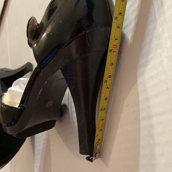 MICHAEL Michael Kors heels, size 8M, gently used - Picture 9 of 16